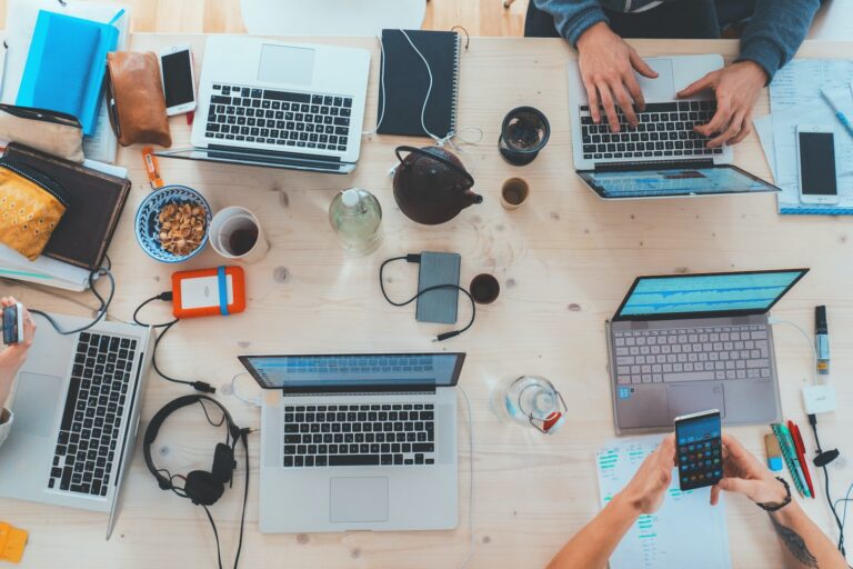 Investir dans une pme : avantages et risques