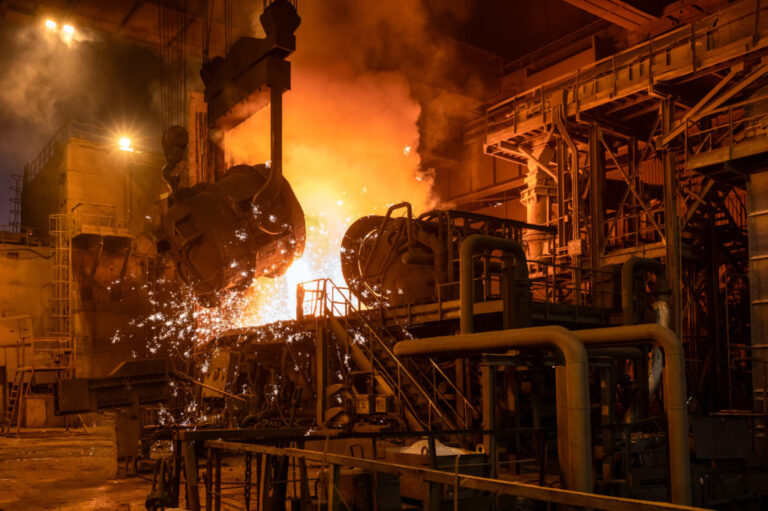 Les États-Unis lancent de nouveaux tarifs sur l'acier et l'aluminium basés sur les émissions de carbone