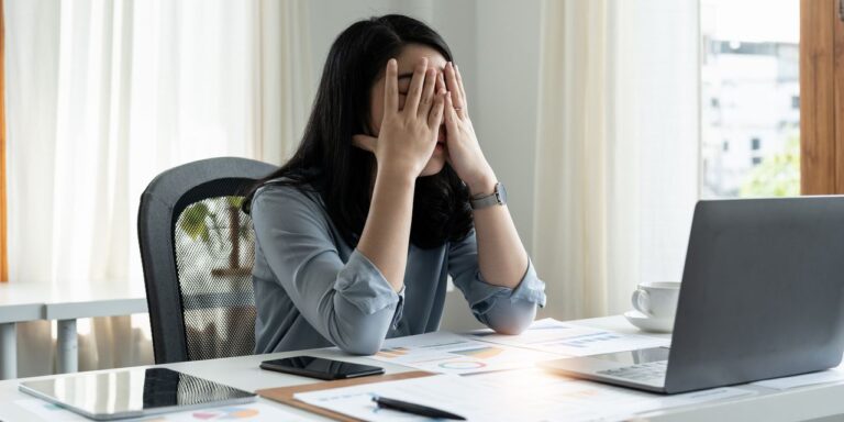 De combien d'argent ai-je besoin pour payer un conseiller financier ?