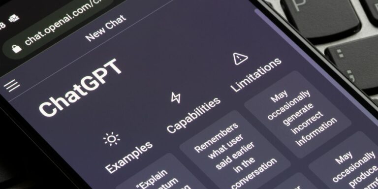 Nous avons demandé à ChatGPT et à un conseiller financier : comment dois-je me préparer à une récession ?