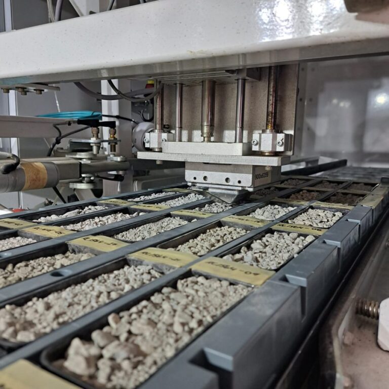 Veracio acquiert Minalyze dans le cadre d'un accord de 23 millions de dollars