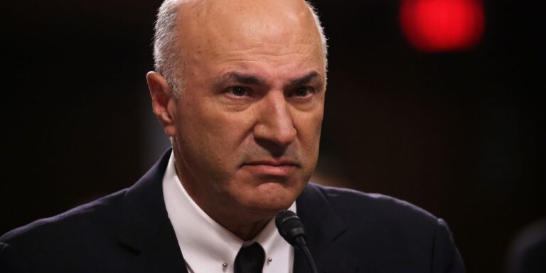 La star de "Shark Tank", Kevin O'Leary, dit que c'est la "merde" dont vous devriez vous passer pour épargner suffisamment pour la retraite
