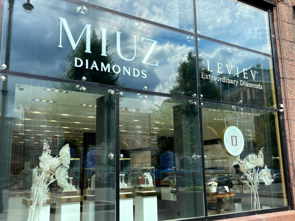 L'annonce du G7 sur l'interdiction des diamants russes est attendue d'ici la fin du mois