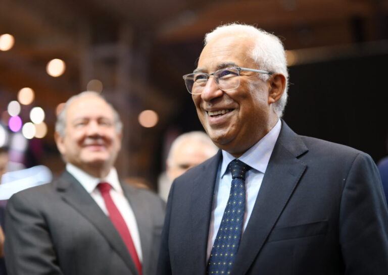 Le Premier ministre portugais démissionne après l'arrestation de son chef de cabinet dans le cadre d'une enquête pour corruption