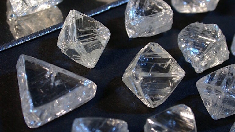 De Beers rough diamonds