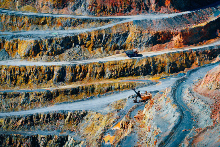 Sprott et HanETF lancent un ETF pour les mineurs de cuivre axé sur une empreinte carbone plus faible