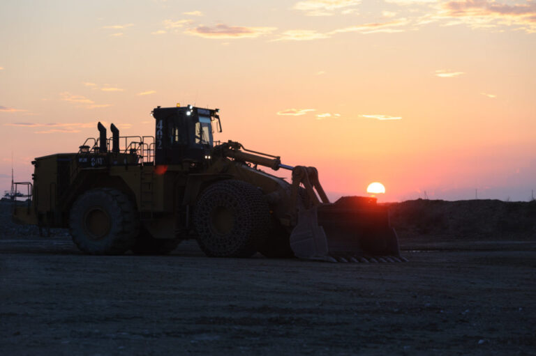 Le groupe d'investissement du magnat russe vend sa participation dans Polymetal à un consortium omanais