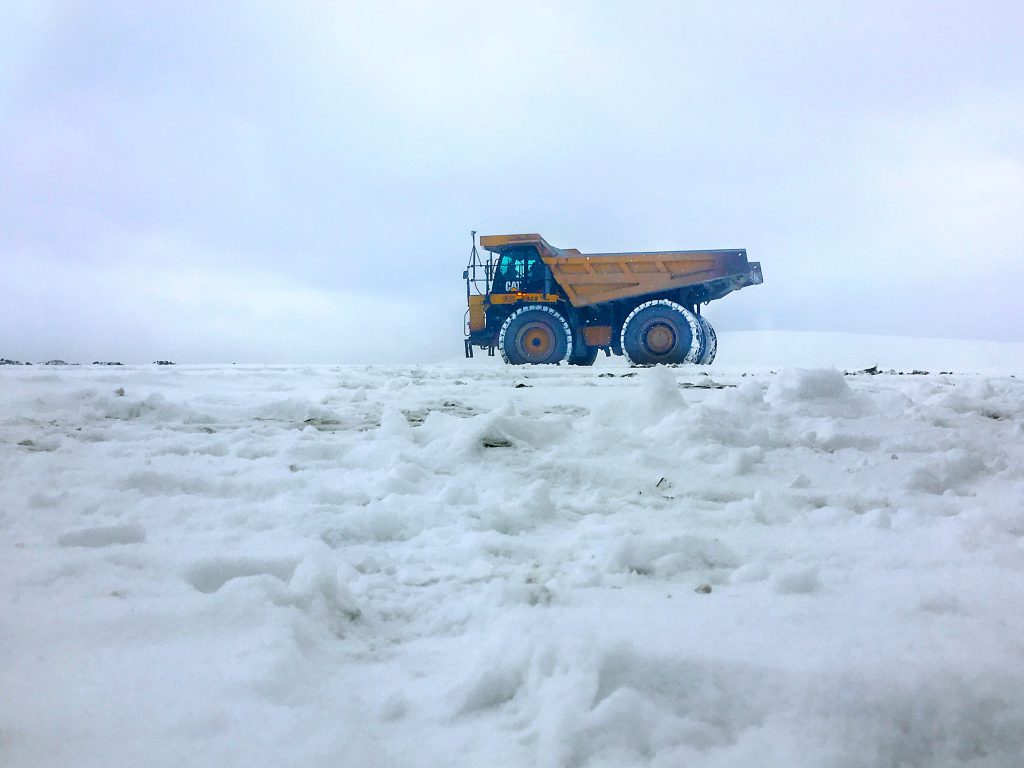 Polyus enregistre une hausse des bénéfices en 2023 grâce à une production plus élevée et aux prix de l'or