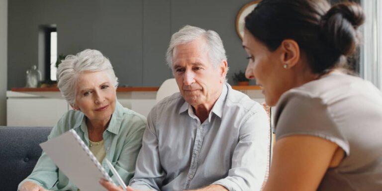 J'ai 75 ans et j'ai investi 1,5 million de dollars.  Une grande société financière dit qu'elle ne me facturera aucun frais de conseil.  Sur papier, cela pourrait me faire économiser 150 000 $ sur 10 ans.  Ce qui donne?