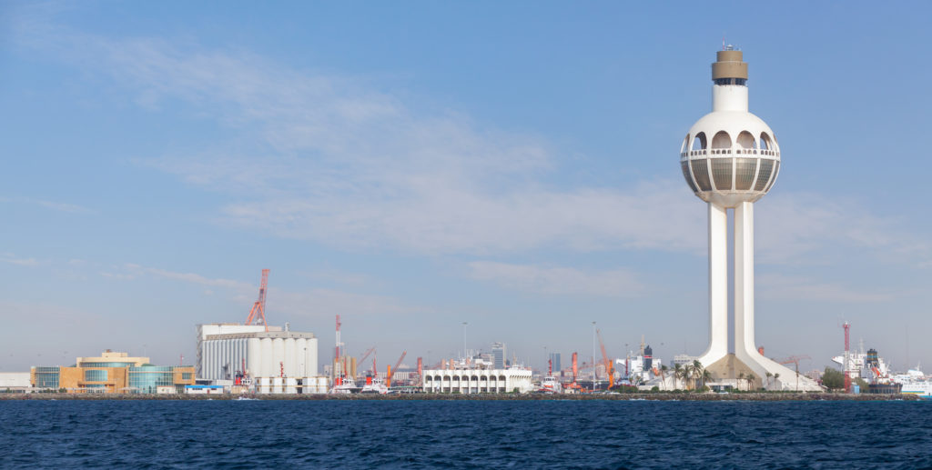 LME envisage d'inscrire le port saoudien comme point de livraison de cuivre et de zinc