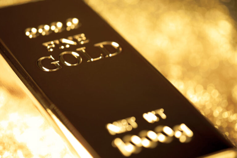 Le prix de l’or recule après avoir atteint de nouveaux sommets