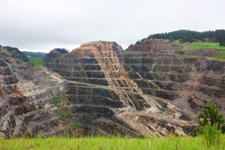 Solitario Resources s'envole grâce aux découvertes d'or dans le district minier du Dakota du Sud