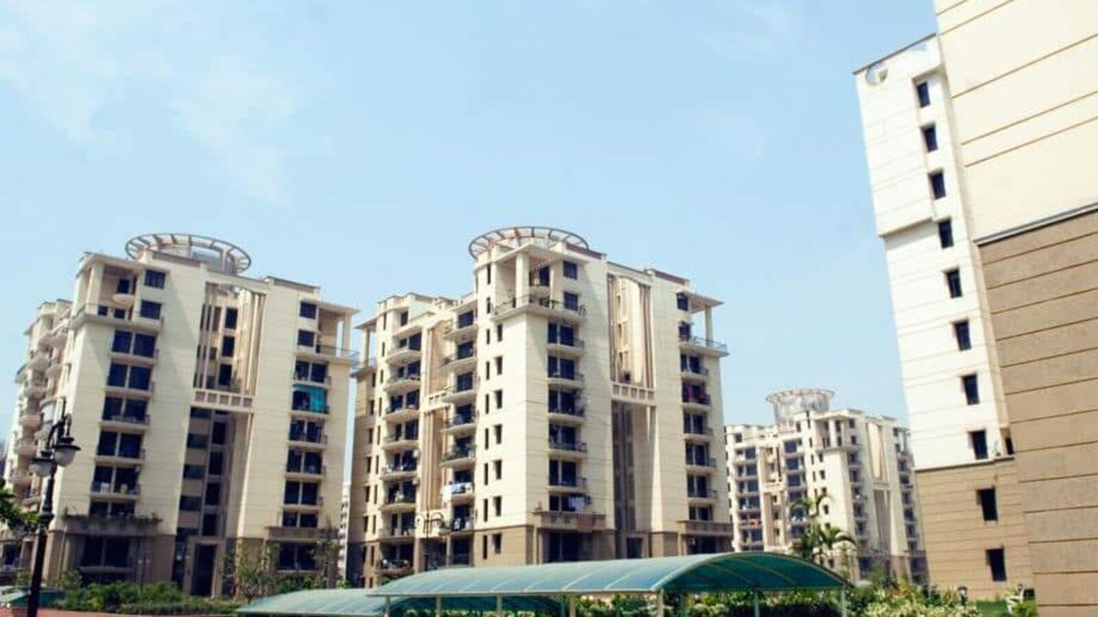 Les actions d'Oberoi Realty bondissent de 7 % pour atteindre un niveau record grâce à de solides résultats au quatrième trimestre
