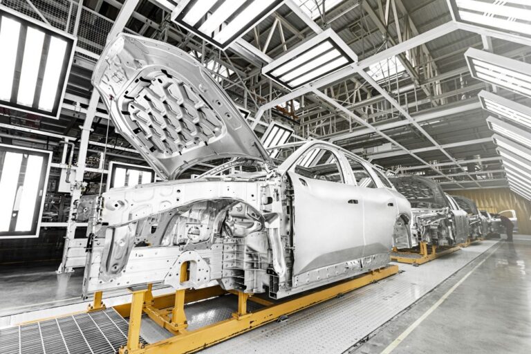 Fund bets $7.4bn on sustaining platinum price rally