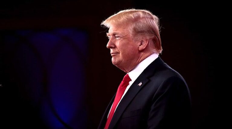 La réélection de Trump pourrait entraîner une fragmentation du marché des matières premières, selon HSBC