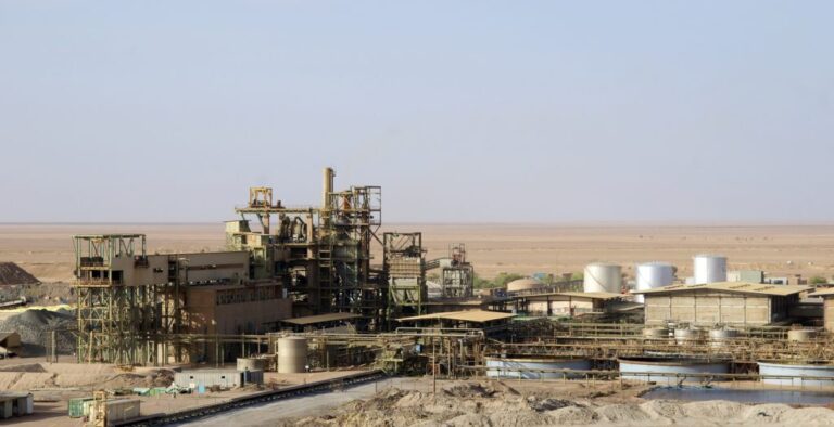 Orano risque de perdre la mine d'uranium du Niger recherchée par la Russie
