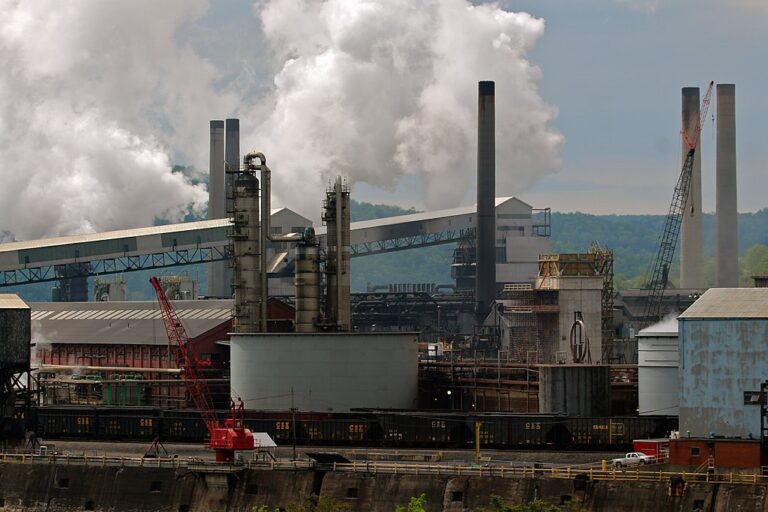 Nippon Steel cherche à séduire un syndicat américain avec 1,3 milliard de dollars supplémentaires
