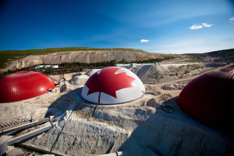 Teck annonce une nouvelle structure commerciale et une nouvelle équipe de direction après sa sortie du charbon