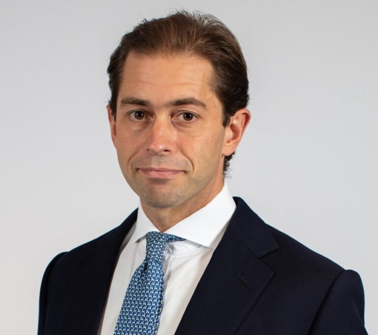 Trafigura annoncera Richard Holtum comme nouveau PDG dès la semaine prochaine