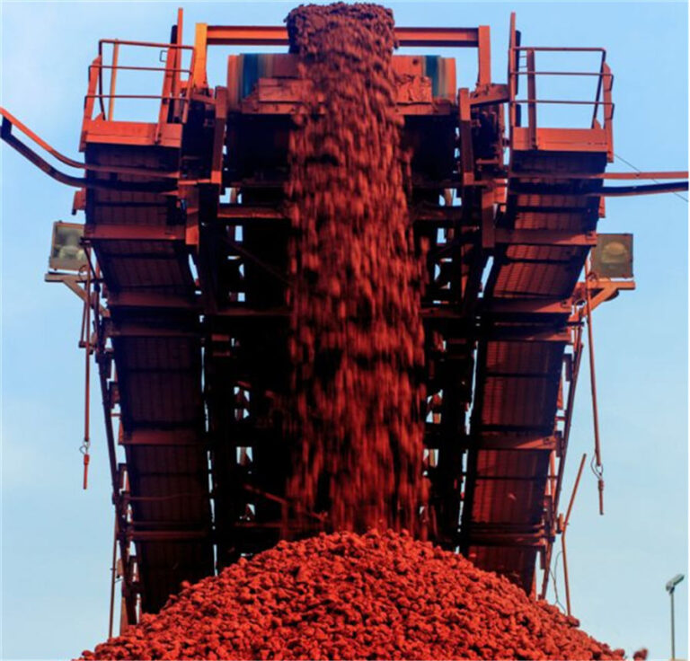 Alcoa suspend ses expéditions de bauxite de la mine brésilienne de Juruti en raison d'un problème portuaire