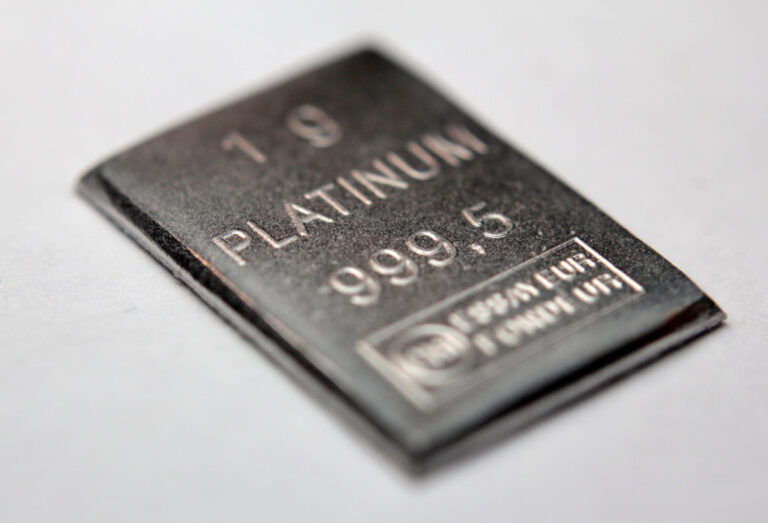 Le marché du platine est confronté à un troisième déficit consécutif en 2025, selon le WPIC