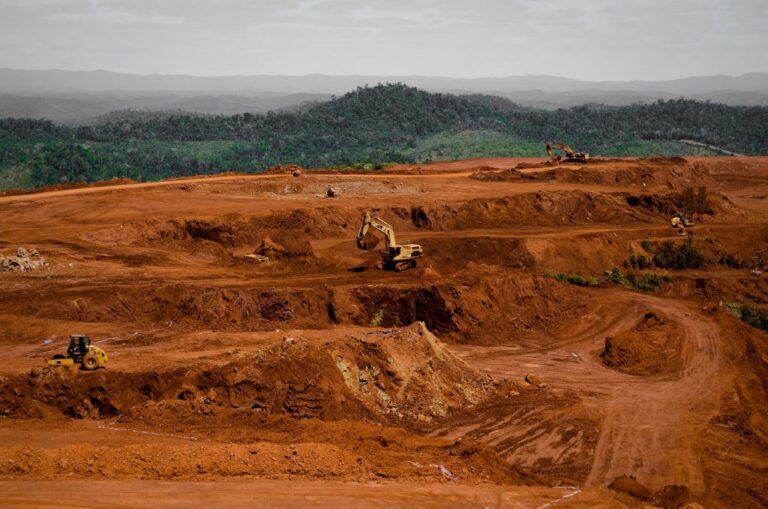 Le projet de nickel d'Ambatovy achèvera la restructuration de sa dette en décembre, selon Sumitomo