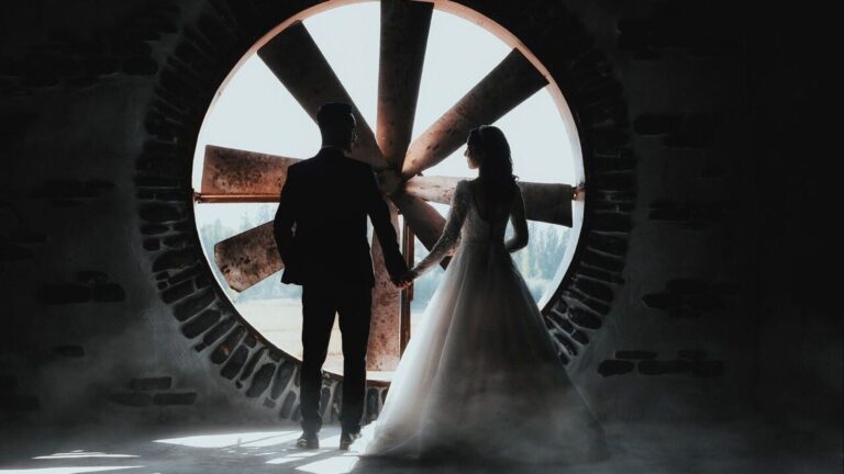 Rencontrez les couples qui privilégient l’hypothèque avant le mariage