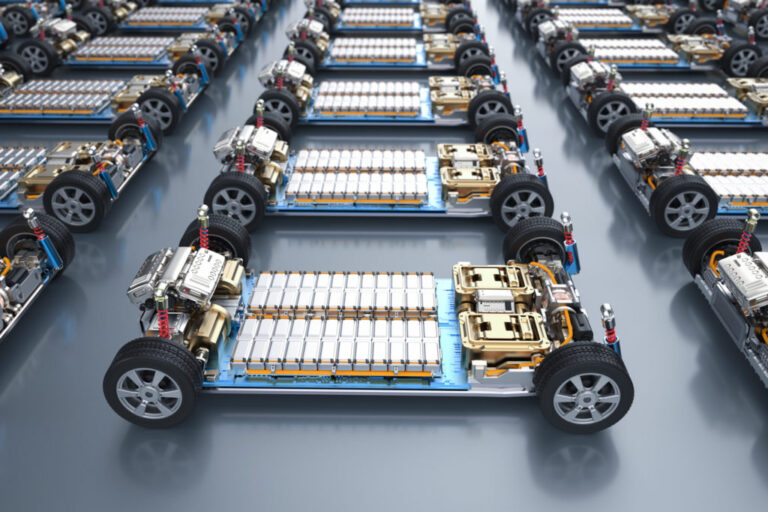 Un déséquilibre entre l’offre et la demande se profile pour les matières premières critiques pour les batteries d’ici 2030 : McKinsey