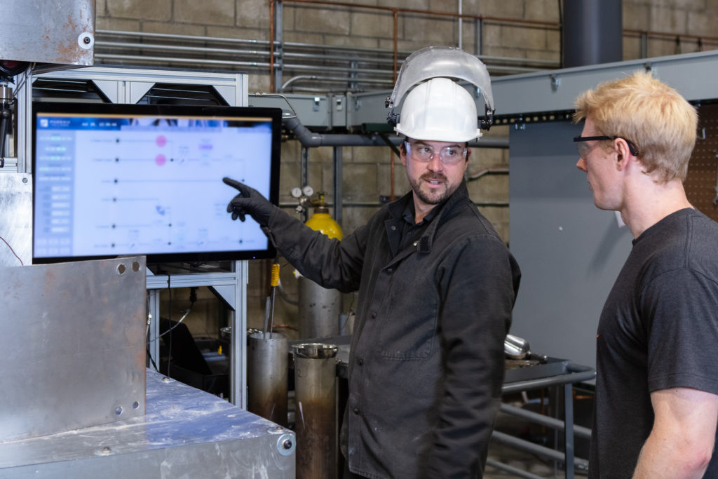 BMW et Yamaha Motor soutiennent la startup américaine de terres rares Phoenix Tailings