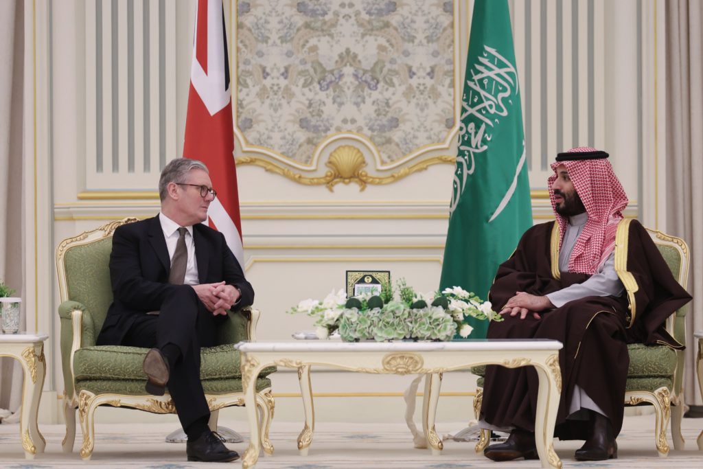 Le Royaume-Uni va signer un partenariat sur les minéraux critiques avec l'Arabie saoudite