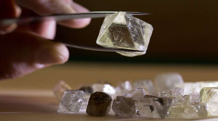 ALROSA rapporte une chute des bénéfices annuels de 77,3%