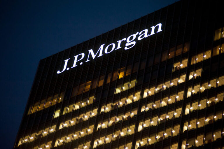 JPMorgan prévoit une livraison d'or de 4 milliards de dollars en américain au milieu des craintes tarifaires