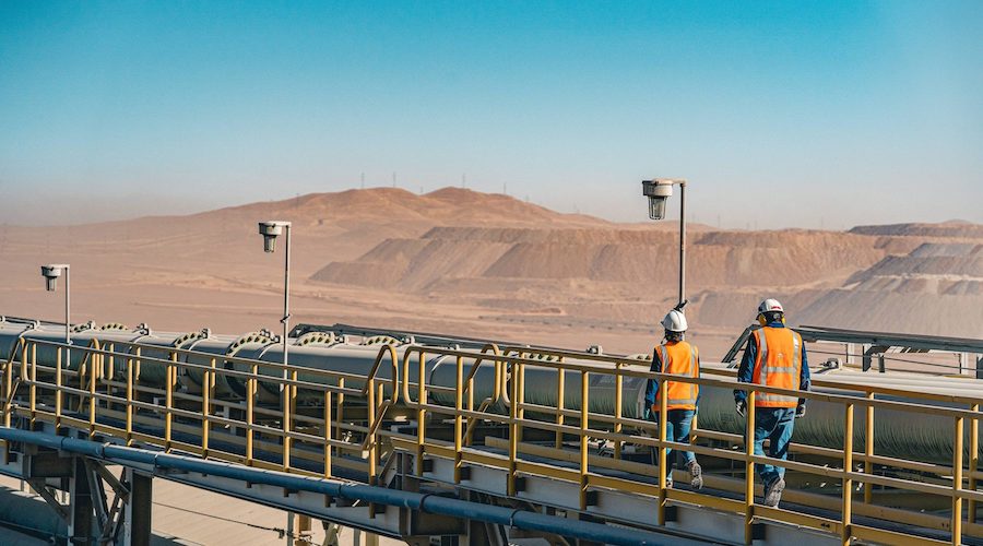 BHP cherche des offres de cuivre pendant que le métal est chaud