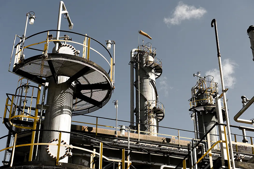 La raffinerie sud-africaine de Glencore investit dans des carburants plus propres