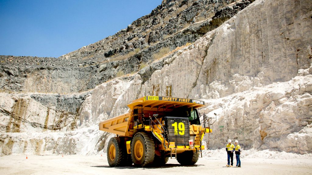 Le lithium Tianqi revient à la perte sur une déroute de métal de batterie prolongée