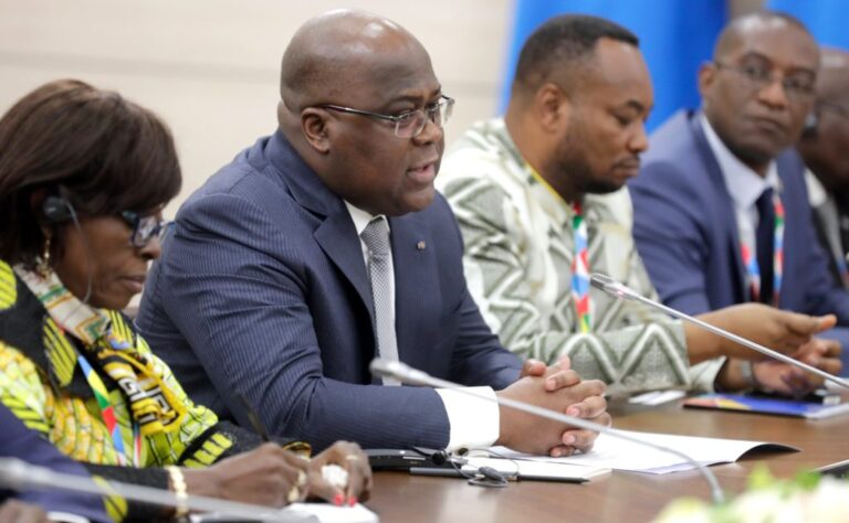 Le président du Congo rencontre le législateur américain au milieu de l'accord sur les minéraux