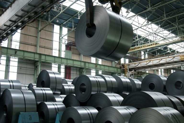 Les petits exportateurs de l'Inde recherchent des réductions de droits d'importation pour contrer les tarifs de l'acier américain, en aluminium