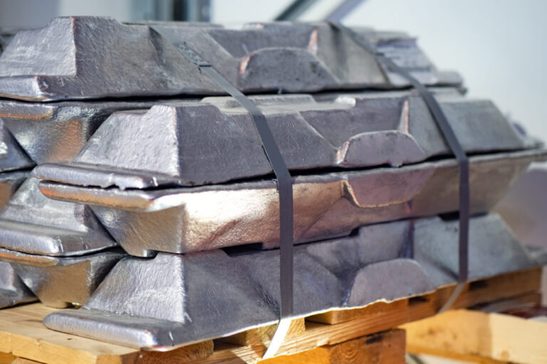 Les tarifs de Trump poussent les primes en aluminium sur le marché physique américain pour enregistrer