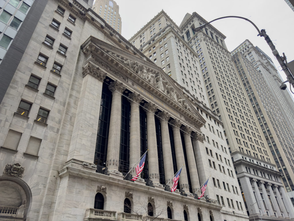 NYSE-Parent prévoit de lancer les dérivés des métaux de la batterie cette année