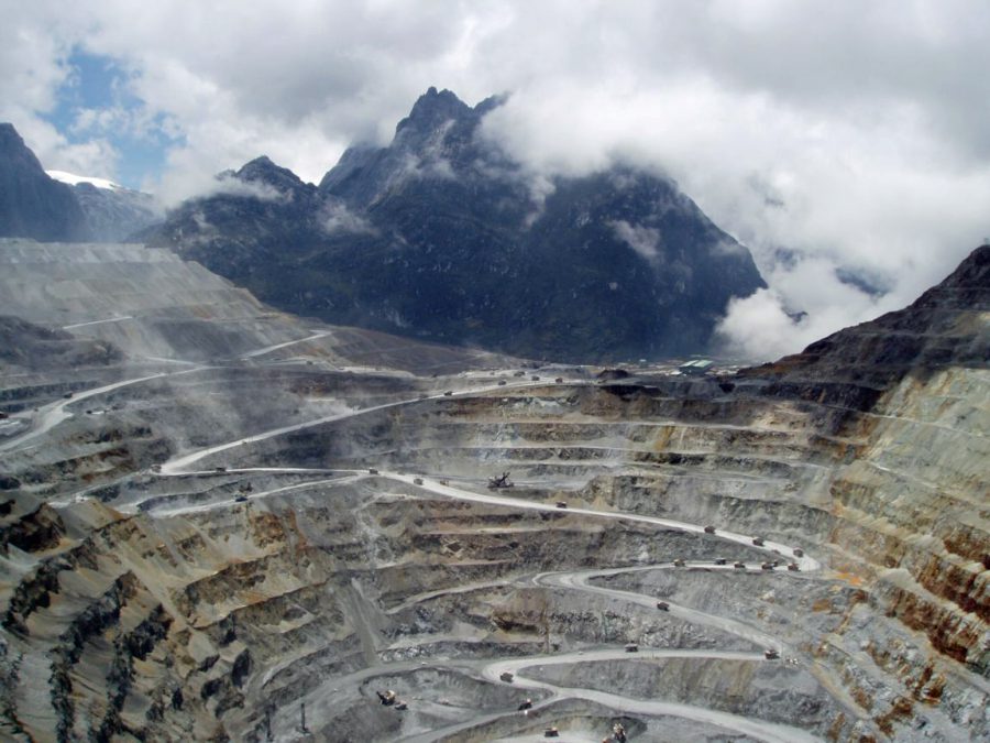 Freeport-McMoran abaisse les prévisions de ventes d'or au premier trimestre