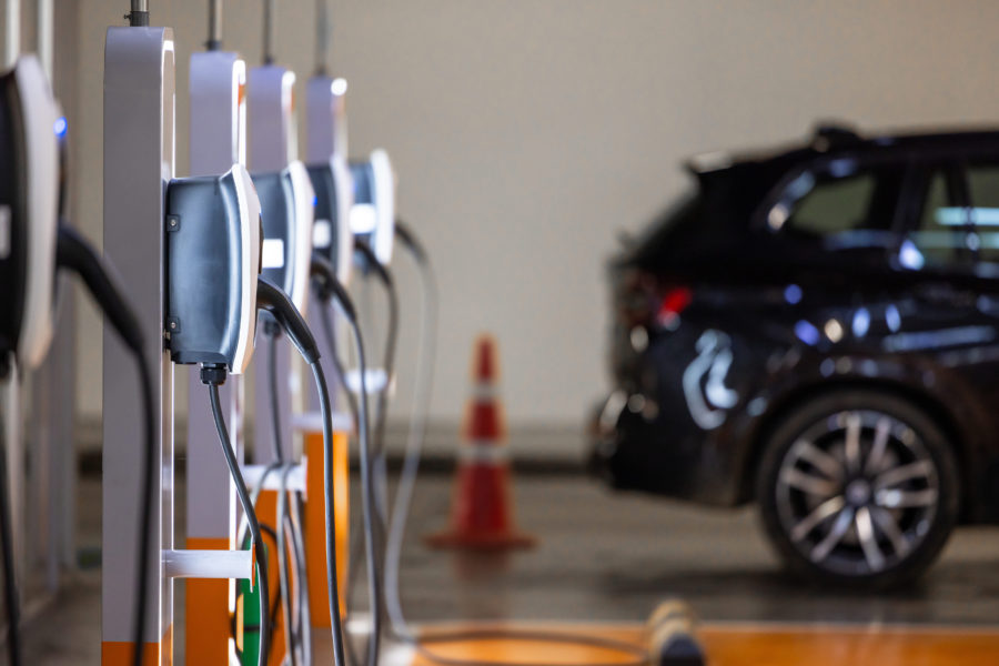 Marché mondial des batteries entrant dans une nouvelle phase avec une forte demande et des prix bas - IEA