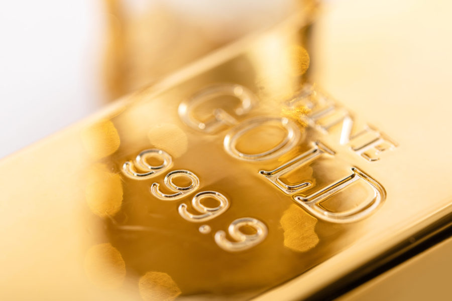 Le prix de l'or se retire du record alors qu'il rejoint le marché de la vente du marché déclenché par des tarifs