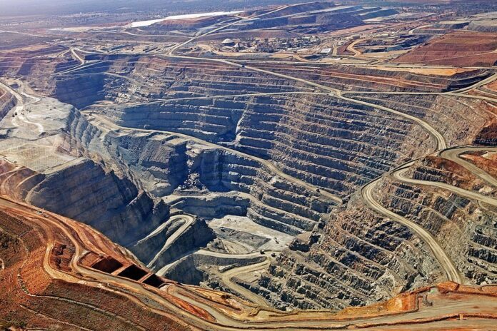 Barrick regarde plus de 2 milliards de dollars en financement pour Reko Diq