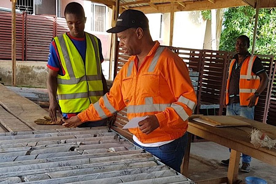 Le Nigéria signe des minéraux pacte avec l'Afrique du Sud en diversification
