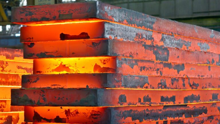 Iron ore price rises on improving China steel margins