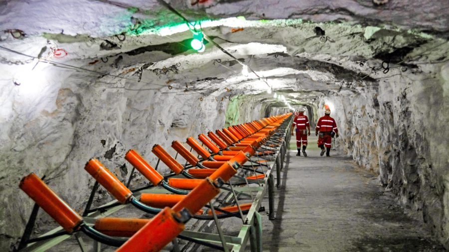 Platinum Prix Rockets à un plus haut de deux ans sur une forte demande chinoise, resserrer l'offre