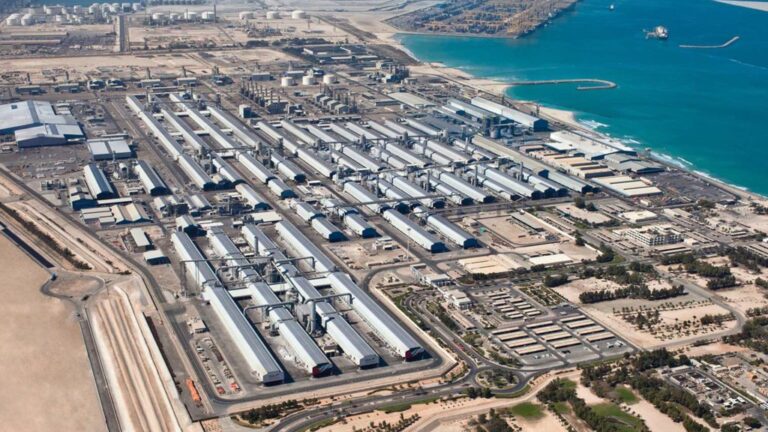 Emirates Global pour construire une usine d'aluminium américaine vantée par Trump l'année prochaine