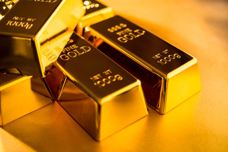 Graphique: les joueurs d'or gardent la foi malgré la correction induite par la trêve commerciale