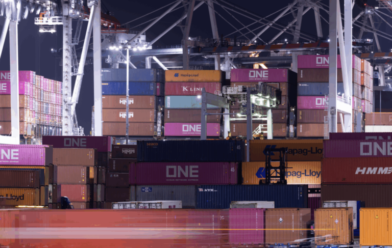 La Chine fait une pause à l'exportation des terres rares ciblant les entités américaines