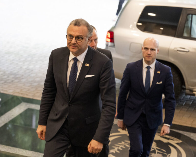 Nous poussant à la paix du Congo-Rwanda, des accords minéraux